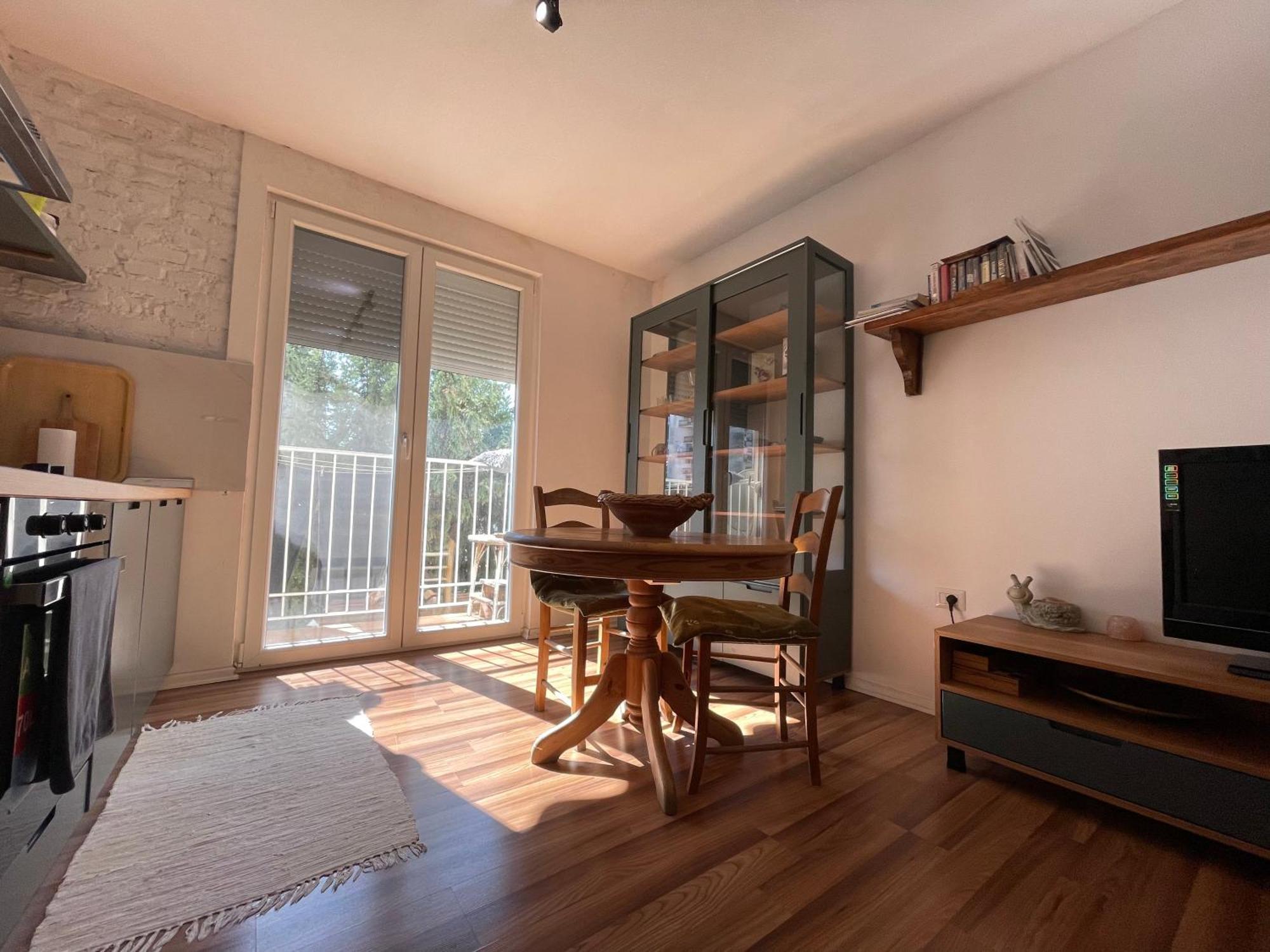 Enjoy Travel Central Apartments Tirana Exterior photo